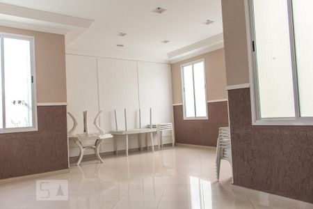 Apartamento para alugar com 50m², 2 quartos e 1 vaga Apartamento para alugar com 50m², 2 quartos e 1 vagaÁrea comum - Salão de festas