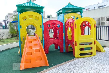 Apartamento para alugar com 50m², 2 quartos e 1 vaga Apartamento para alugar com 50m², 2 quartos e 1 vagaÁrea Comum - Playground