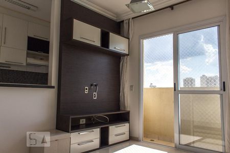 Sala de apartamento para alugar com 2 quartos, 50m² em Vila Mazzei, São Paulo