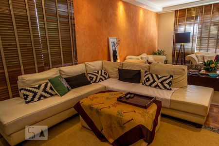 Sala de apartamento à venda com 4 quartos, 300m² em Higienópolis, São Paulo