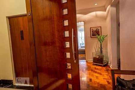 Antessala de apartamento à venda com 4 quartos, 300m² em Higienópolis, São Paulo