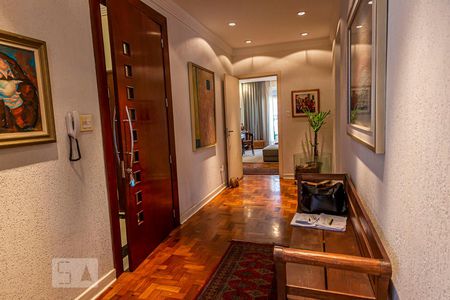 Antessala de apartamento à venda com 4 quartos, 300m² em Higienópolis, São Paulo