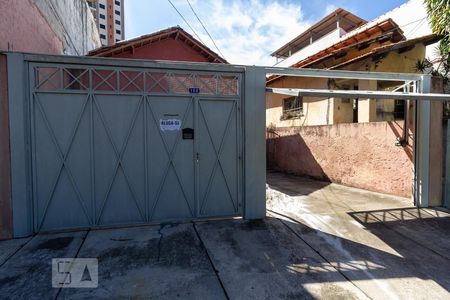 Casa à venda com 90m², 2 quartos e 2 vagasFachada