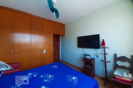 Casa à venda com 288m², 3 quartos e 3 vagasQuarto 2