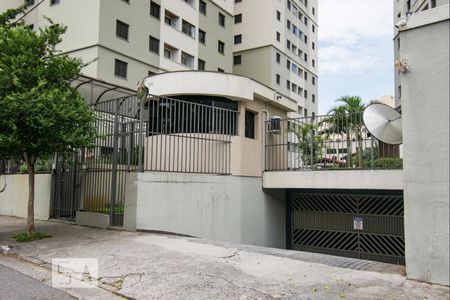 Apartamento para alugar com 70m², 3 quartos e 2 vagasFachada