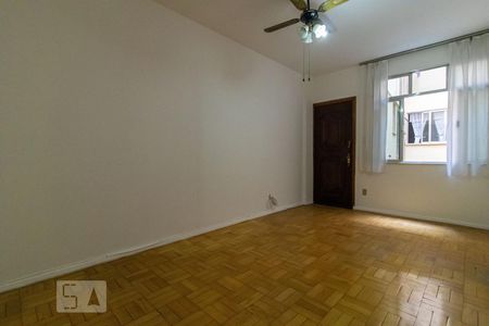 Sala de apartamento para alugar com 2 quartos, 66m² em Vila da Penha, Rio de Janeiro