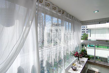Apartamento para alugar com 70m², 2 quartos e 1 vaga Apartamento para alugar com 70m², 2 quartos e 1 vagasala - varanda