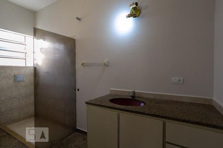 Casa à venda com 200m², 3 quartos e 3 vagasBanheiro da suíte