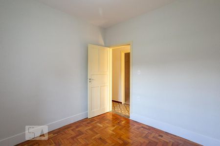 Casa à venda com 200m², 3 quartos e 3 vagasQuarto 2