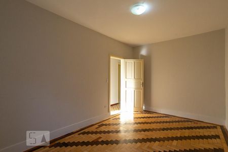 Casa à venda com 200m², 3 quartos e 3 vagasQuarto 1