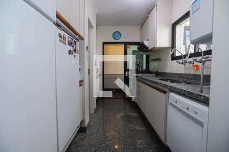 Apartamento à venda com 207m², 4 quartos e 4 vagasCozinha