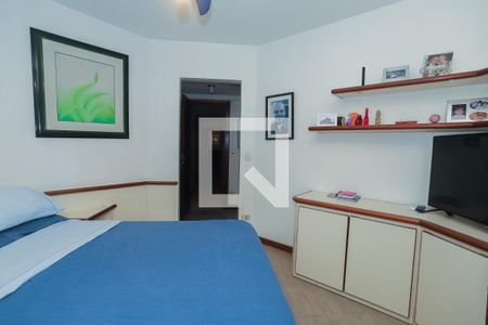 Apartamento à venda com 207m², 4 quartos e 4 vagasQuarto 4 - Suíte