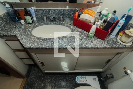 Apartamento à venda com 207m², 4 quartos e 4 vagasBanheiro do Quarto 3