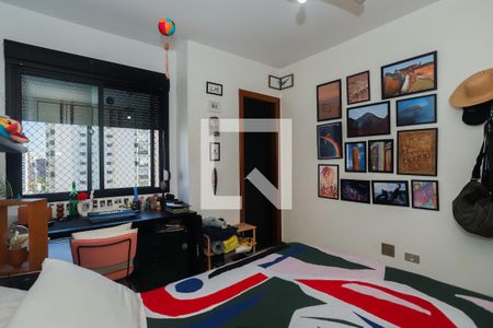 Apartamento à venda com 207m², 4 quartos e 4 vagasQuarto 3 - Suíte