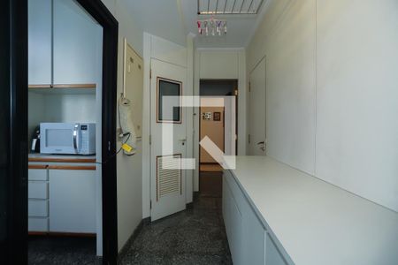 Apartamento à venda com 207m², 4 quartos e 4 vagasÁrea de Serviço