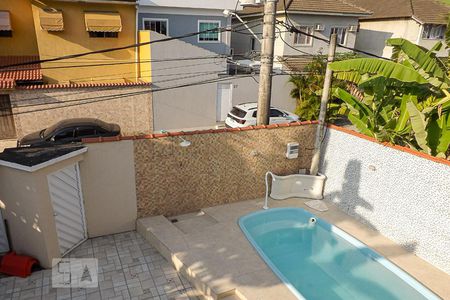 Casa de condomínio à venda com 180m², 4 quartos e 4 vagas Casa de condomínio à venda com 180m², 4 quartos e 4 vagasVista do Quarto 2