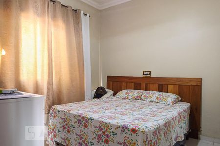 Casa de condomínio à venda com 180m², 4 quartos e 4 vagas Casa de condomínio à venda com 180m², 4 quartos e 4 vagasQuarto 3