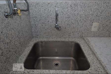 Apartamento à venda com 203m², 3 quartos e 1 vagaÁrea de Serviço