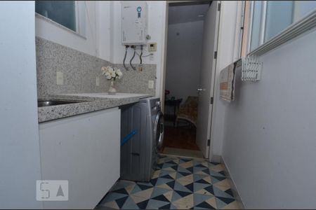 Apartamento à venda com 203m², 3 quartos e 1 vagaÁrea de Serviço