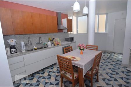Apartamento à venda com 203m², 3 quartos e 1 vagaCozinha