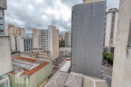 Vista da Sala de apartamento para alugar com 3 quartos, 140m² em Centro, Curitiba