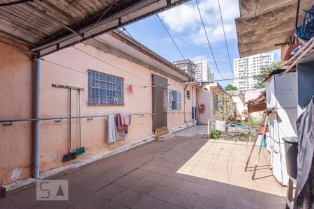 Casa à venda com 250m², 5 quartos e 2 vagas Casa à venda com 250m², 5 quartos e 2 vagasQuintal