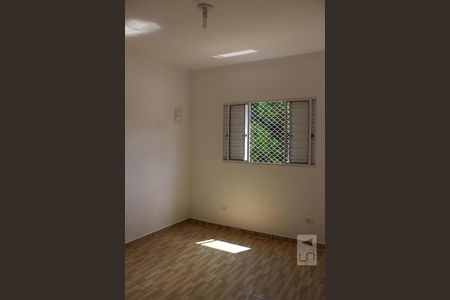 Suíte 1 de casa de condomínio para alugar com 2 quartos, 75m² em Jardim Danfer, São Paulo