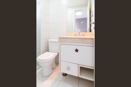 Apartamento à venda com 147m², 3 quartos e 2 vagas Apartamento à venda com 147m², 3 quartos e 2 vagasBanheiro Suíte 2