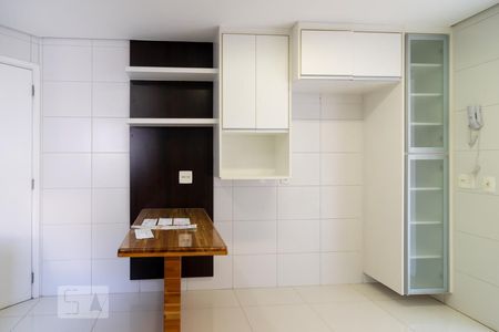 Apartamento à venda com 147m², 3 quartos e 2 vagas Apartamento à venda com 147m², 3 quartos e 2 vagasCozinha