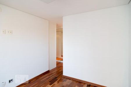 Apartamento à venda com 147m², 3 quartos e 2 vagas Apartamento à venda com 147m², 3 quartos e 2 vagasSuíte Master