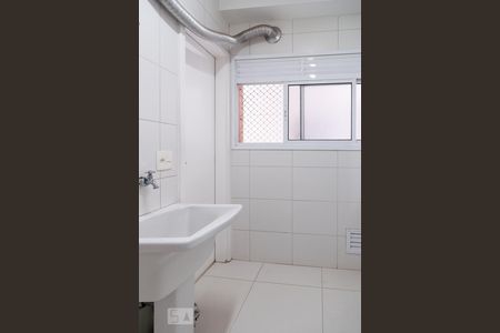 Apartamento à venda com 147m², 3 quartos e 2 vagas Apartamento à venda com 147m², 3 quartos e 2 vagasÁrea de Serviço