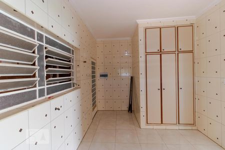 Casa à venda com 900m², 3 quartos e 8 vagasCopa