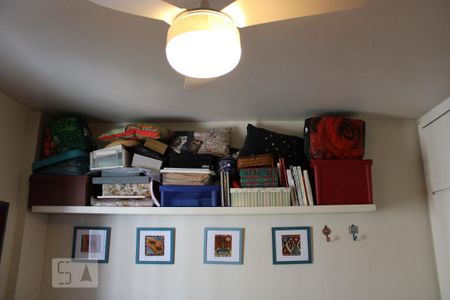 Apartamento à venda com 120m², 3 quartos e 3 vagasQuarto 2 - prateleira