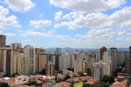 Apartamento à venda com 120m², 3 quartos e 3 vagasVista da suíte
