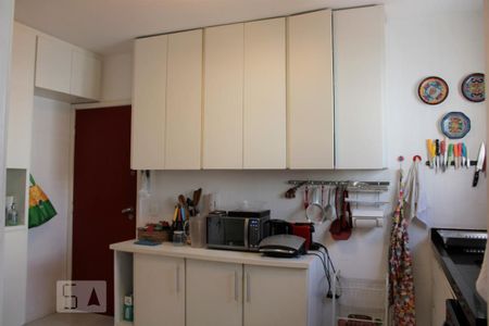 Apartamento à venda com 120m², 3 quartos e 3 vagasCozinha