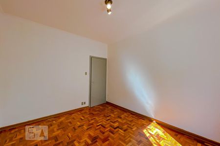 Quarto de casa para alugar com 3 quartos, 250m² em Água Rasa, São Paulo