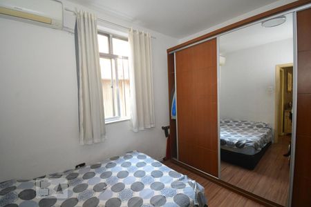 Casa à venda com 270m², 5 quartos e 3 vagasQuarto 2 - 1°Andar