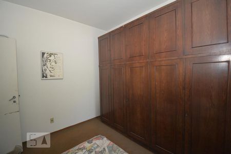 Casa à venda com 270m², 5 quartos e 3 vagasQuarto 2 - 2°Andar