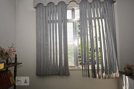 Casa à venda com 270m², 5 quartos e 3 vagasSala - 2°Andar