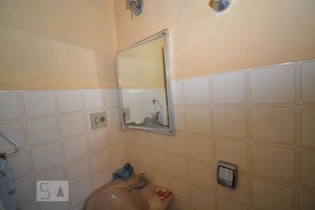 Casa à venda com 270m², 5 quartos e 3 vagasBanheiro - 2°Andar