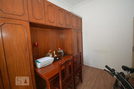 Casa à venda com 270m², 5 quartos e 3 vagasEscritório - 1°Andar