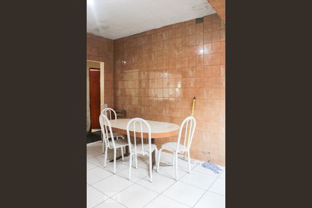 Casa à venda com 432m², 8 quartos e 4 vagas Casa à venda com 432m², 8 quartos e 4 vagasCozinha