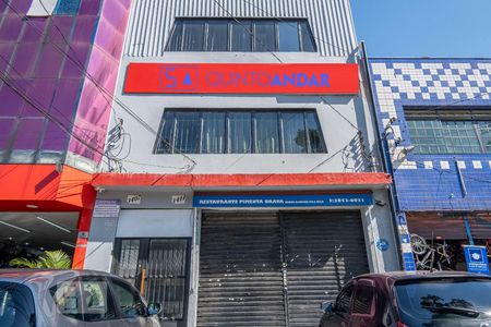 Studio para alugar com 34m², 1 quarto e sem vaga Studio para alugar com 34m², 1 quarto e sem vagaFachada