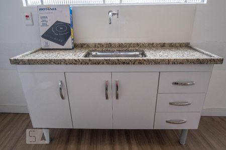 Studio para alugar com 34m², 1 quarto e sem vaga Studio para alugar com 34m², 1 quarto e sem vagaCozinha