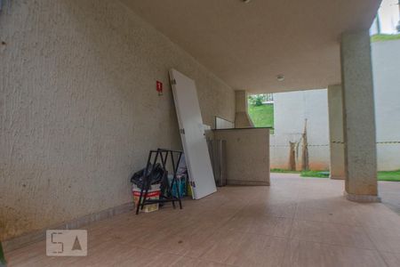 Apartamento para alugar com 42m², 2 quartos e 1 vaga Apartamento para alugar com 42m², 2 quartos e 1 vagaÁrea comum - churrasqueira 2