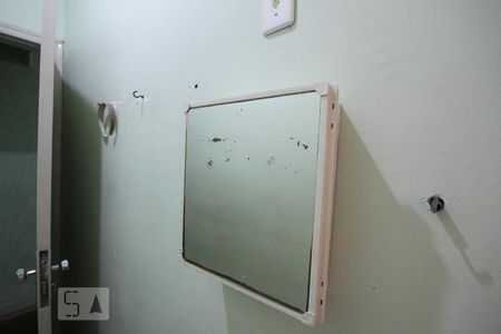 Casa à venda com 100m², 2 quartos e 1 vagaLavabo