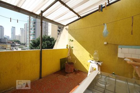 Casa à venda com 100m², 2 quartos e 1 vagaÁrea de serviço