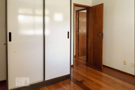 Apartamento à venda com 91m², 3 quartos e 2 vagasQuarto 2