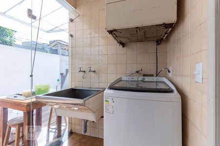 Casa à venda com 150m², 4 quartos e 2 vagasLavanderia