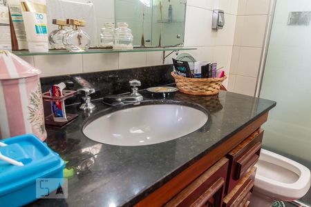 Casa à venda com 150m², 4 quartos e 2 vagasSuíte 1